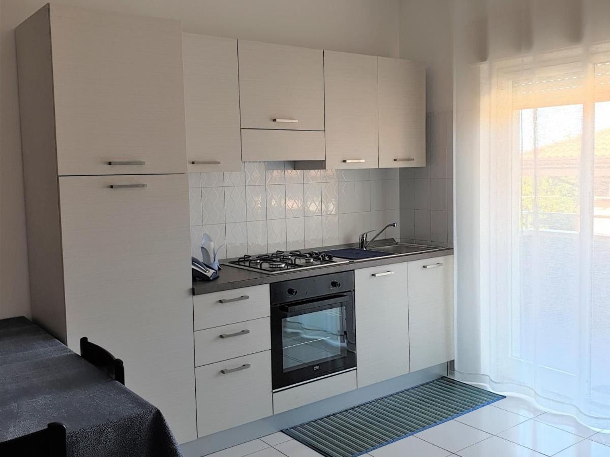 Baia Alcantara Apartments จีอาร์ดีนี นักซอส ภายนอก รูปภาพ
